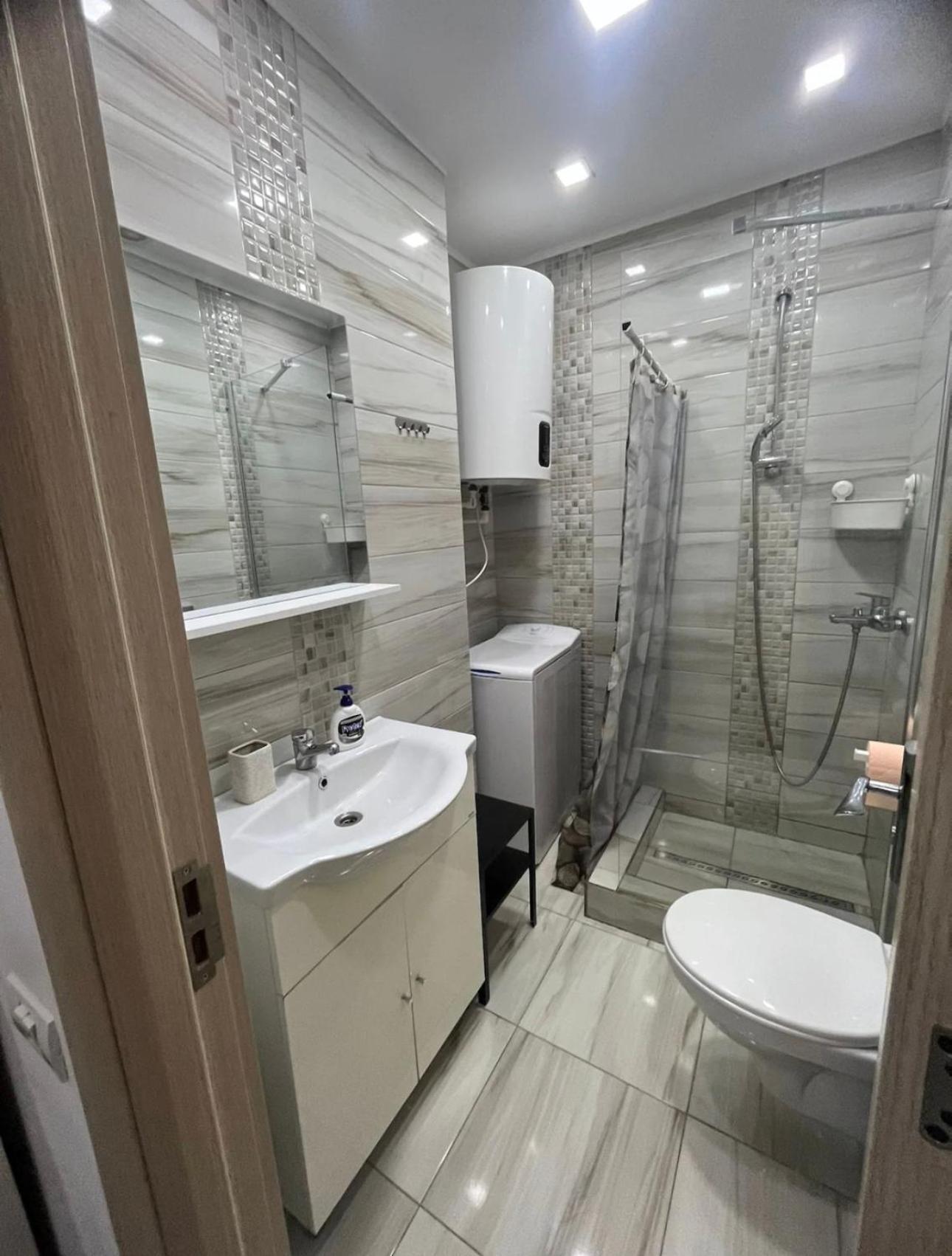 Amazing Location In The City Center 布加勒斯特 外观 照片