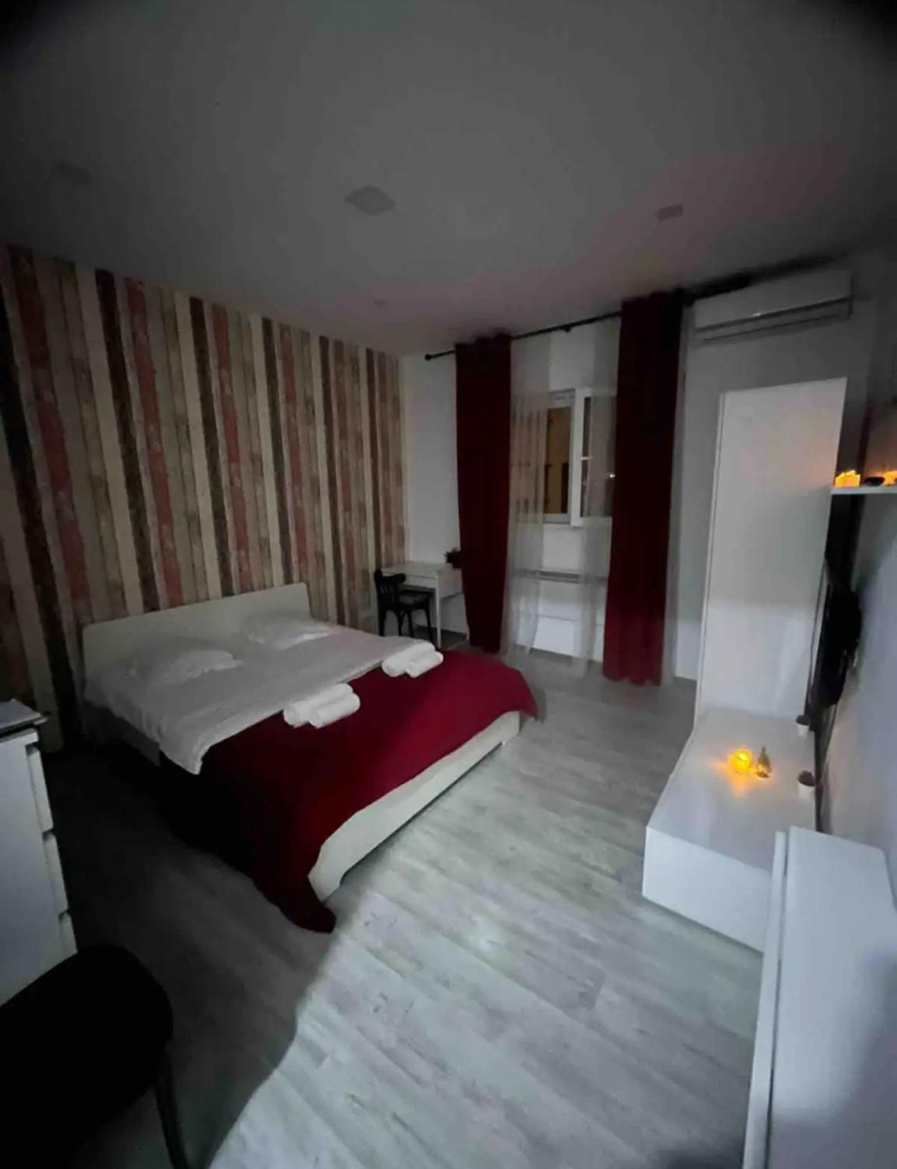 Amazing Location In The City Center 布加勒斯特 外观 照片