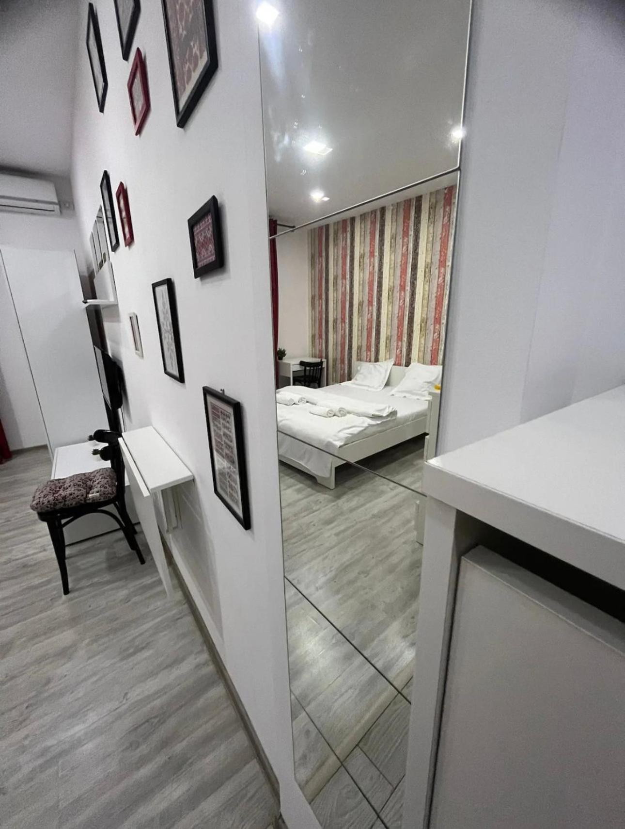 Amazing Location In The City Center 布加勒斯特 外观 照片